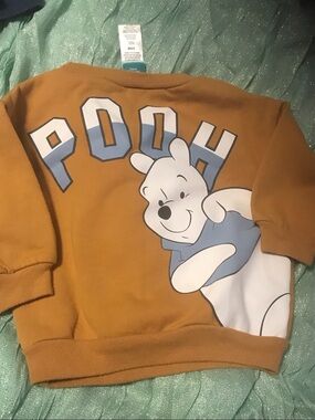 Disney mustard yellow Winnie the Pooh face crewneck